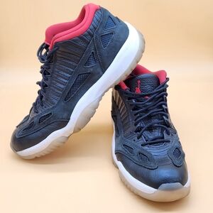Size 12 - Air Jordan 11 Retro IE 2021 Low Bred - Very Good Condition